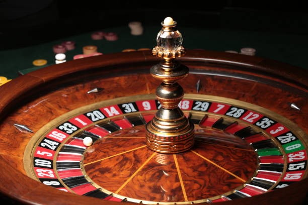 Live Roulette table on bewokbet with dealer and real-time betting interface